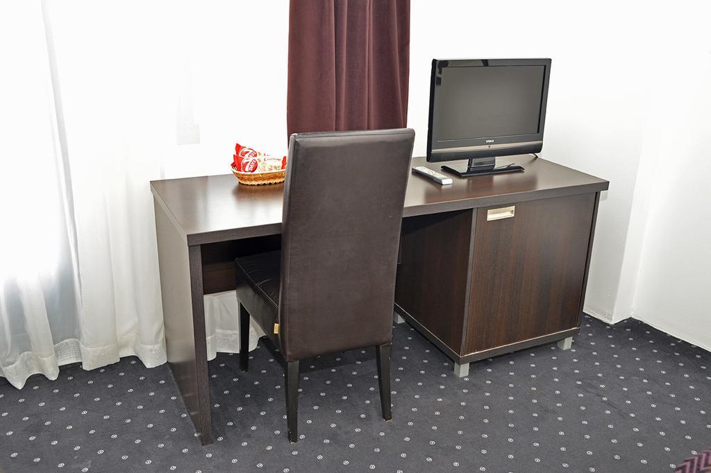 Guest House Amico Vranje Rom bilde